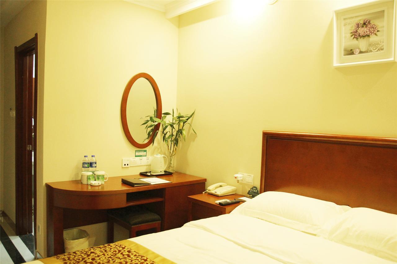 Greentree Inn Guangdong Shantou Changping Road Express Hotel Extérieur photo